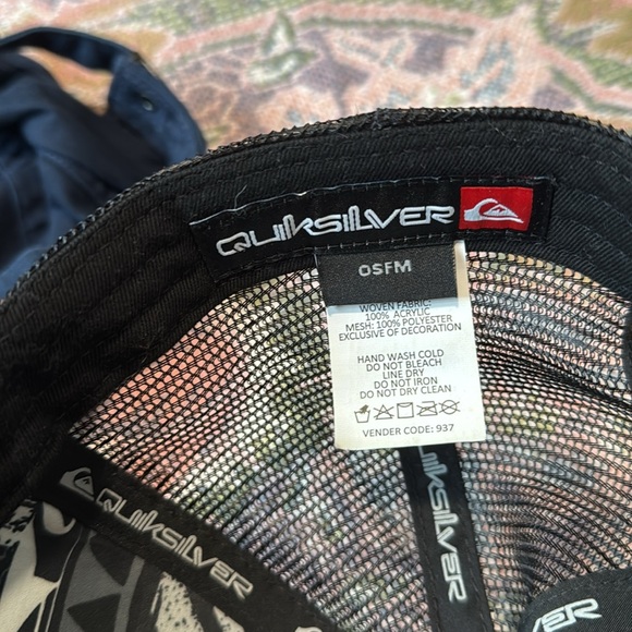 Caps - Picture 3 of 3